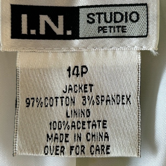 Tropical Leaf Print Womens Blazer Jacket - 3/4 Sleeve - Button Closure - Stylish - Picture 10 of 10